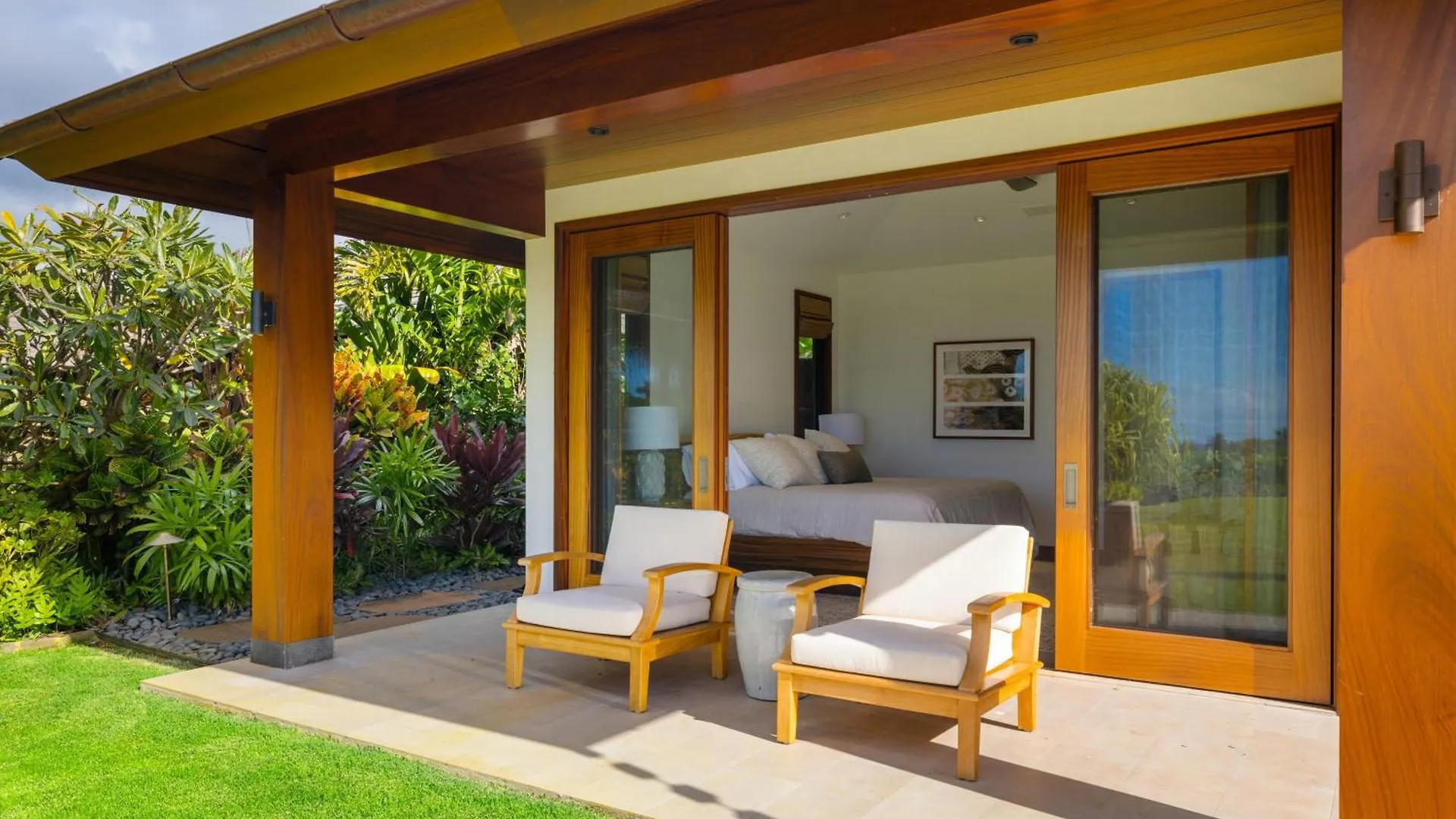 Luxury 5Br Vacation Home W Pool 콜로아